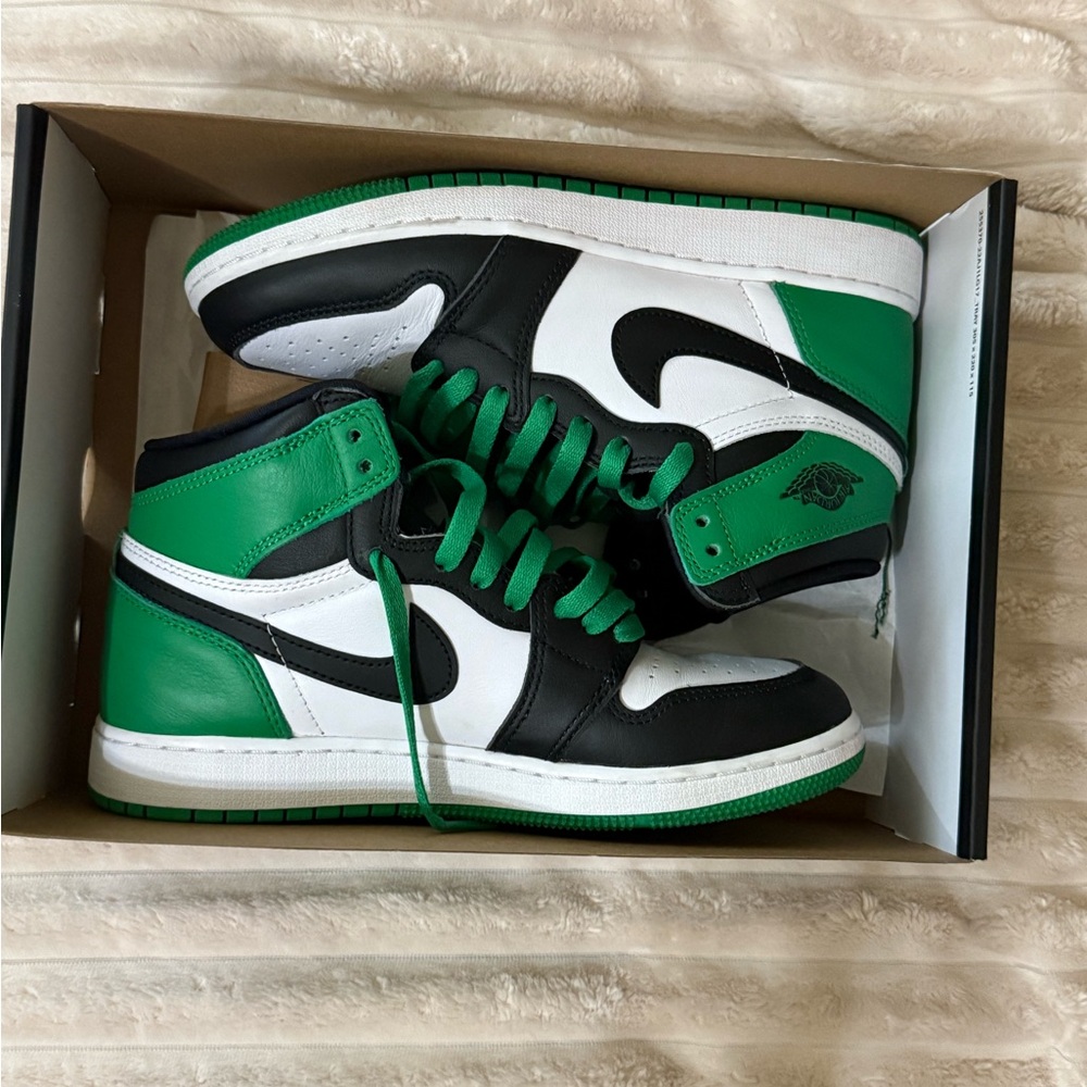 Nike Green and Black High-Top Sneakers